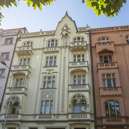 Jiriho Z Podebrad Apartments プラハ エクステリア 写真