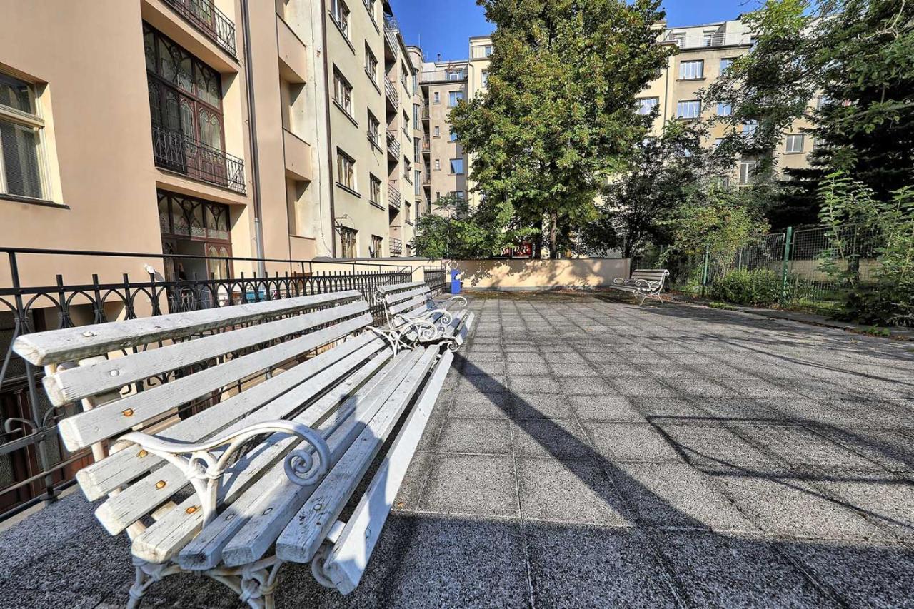 Jiriho Z Podebrad Apartments プラハ エクステリア 写真