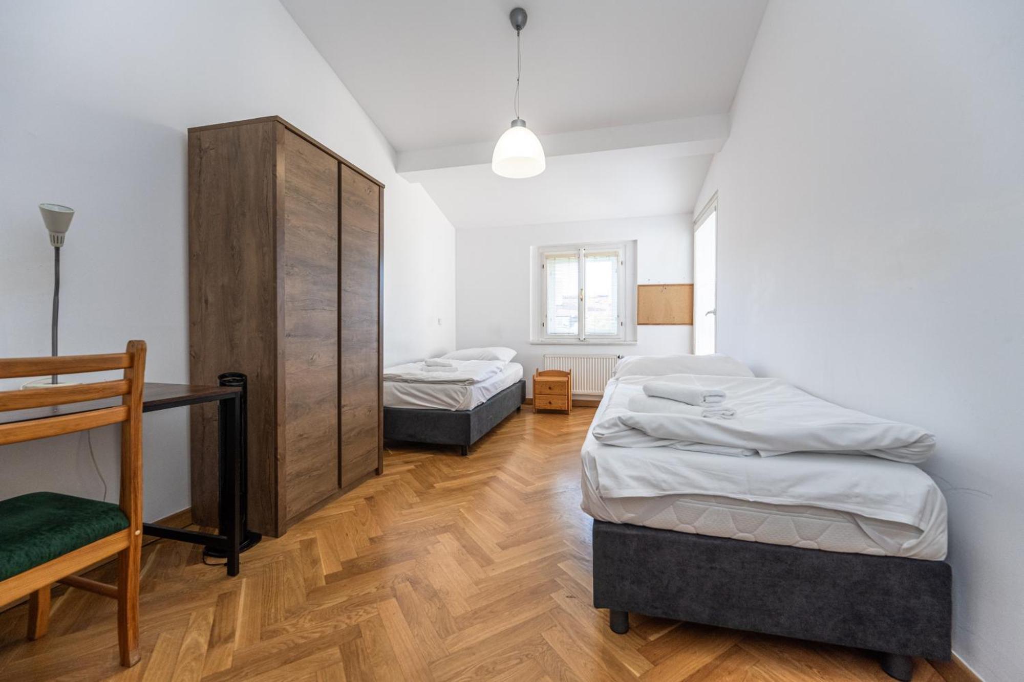 Jiriho Z Podebrad Apartments プラハ エクステリア 写真