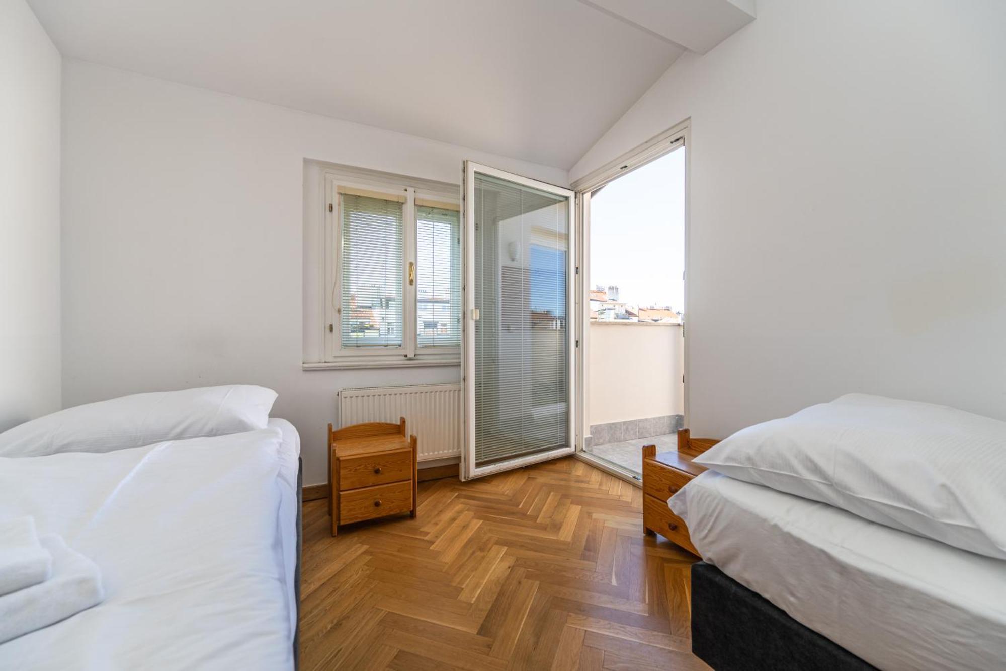 Jiriho Z Podebrad Apartments プラハ エクステリア 写真