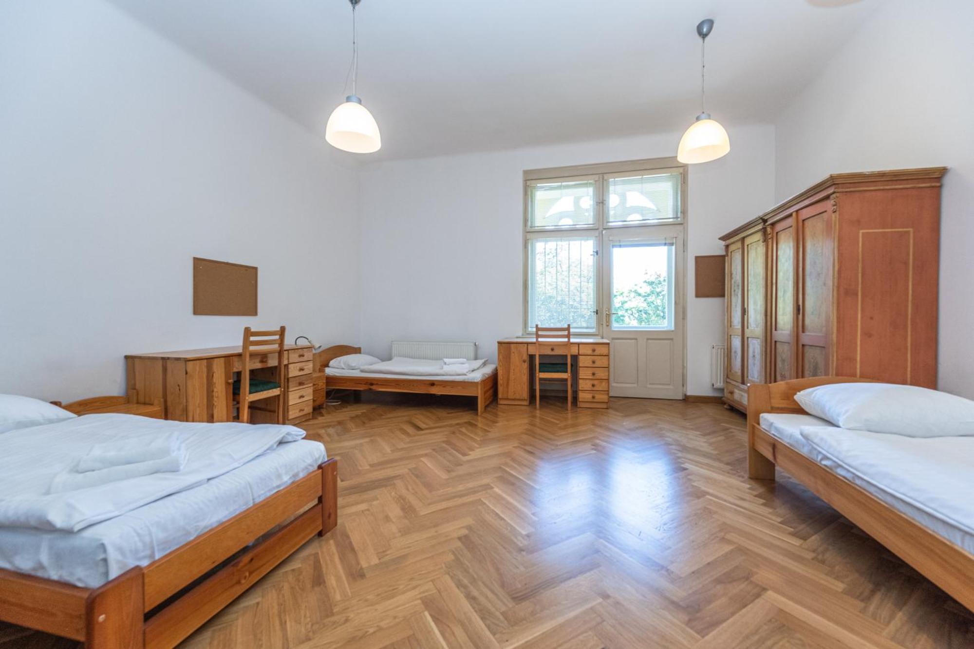 Jiriho Z Podebrad Apartments プラハ エクステリア 写真
